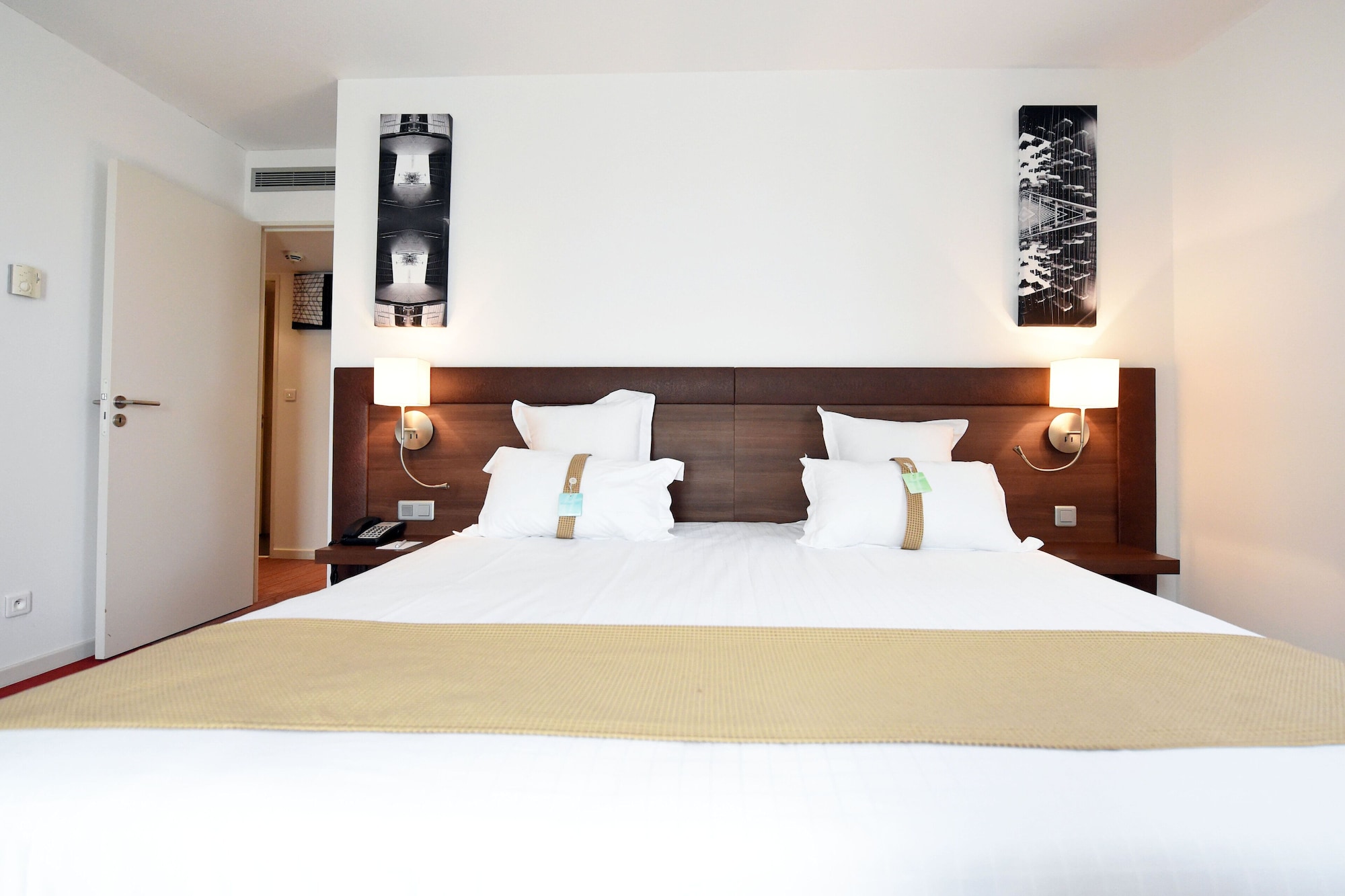 Standard, King Bed