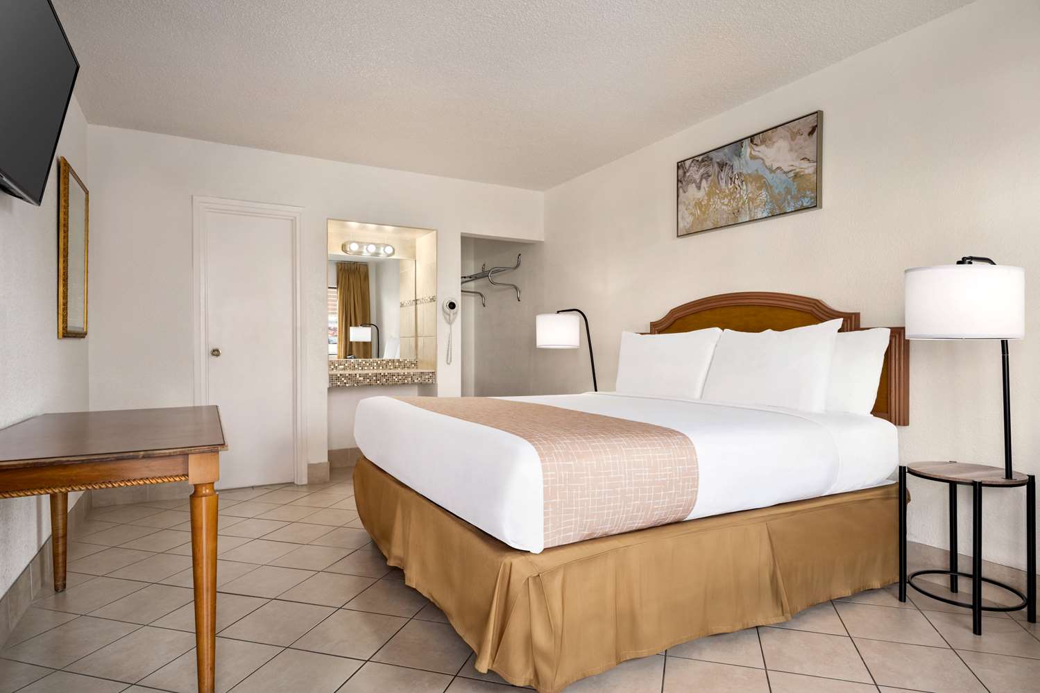 Travelodge By Wyndham Las Vegas 5/31