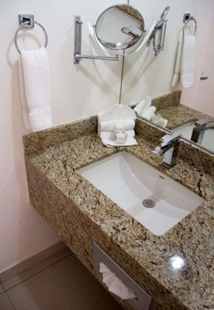 Bahia Escondida Hotel 19/65
