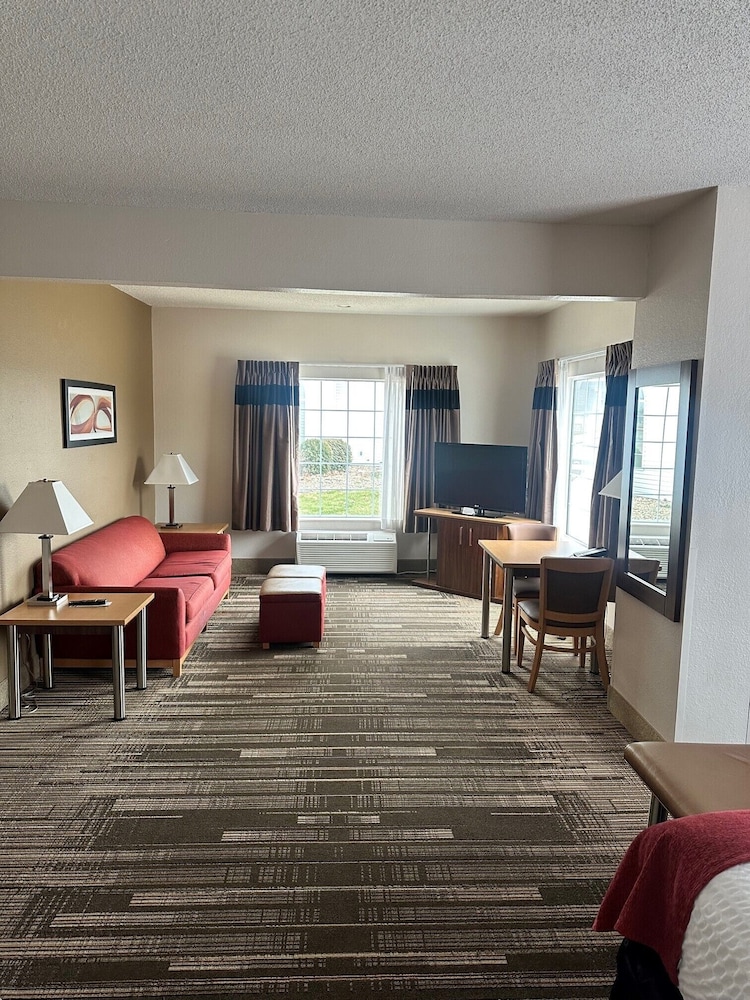 Northfield Inn Suites Conference Center 45/63