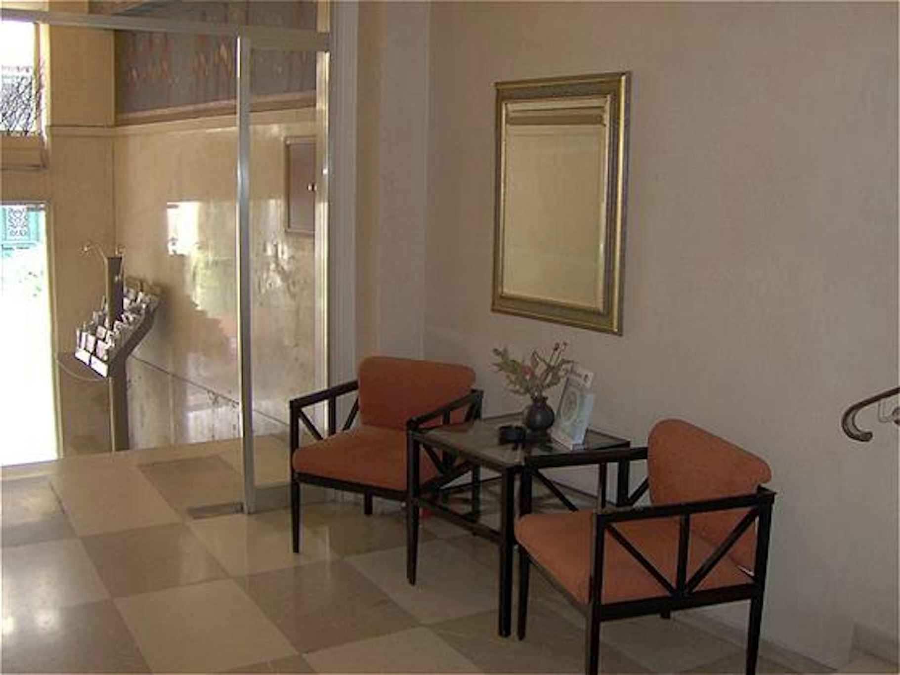 Sterlings Mac Hotel 30/34