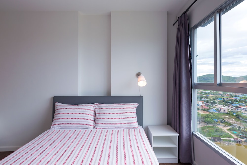 Baan Kiang Fah Hua Hin Condominium By Montri 8/42