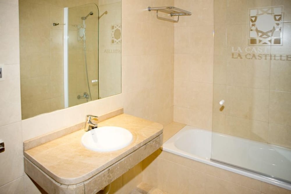 APARTAMENTOS TURISTICOS LA CASTILLEJA 29/30