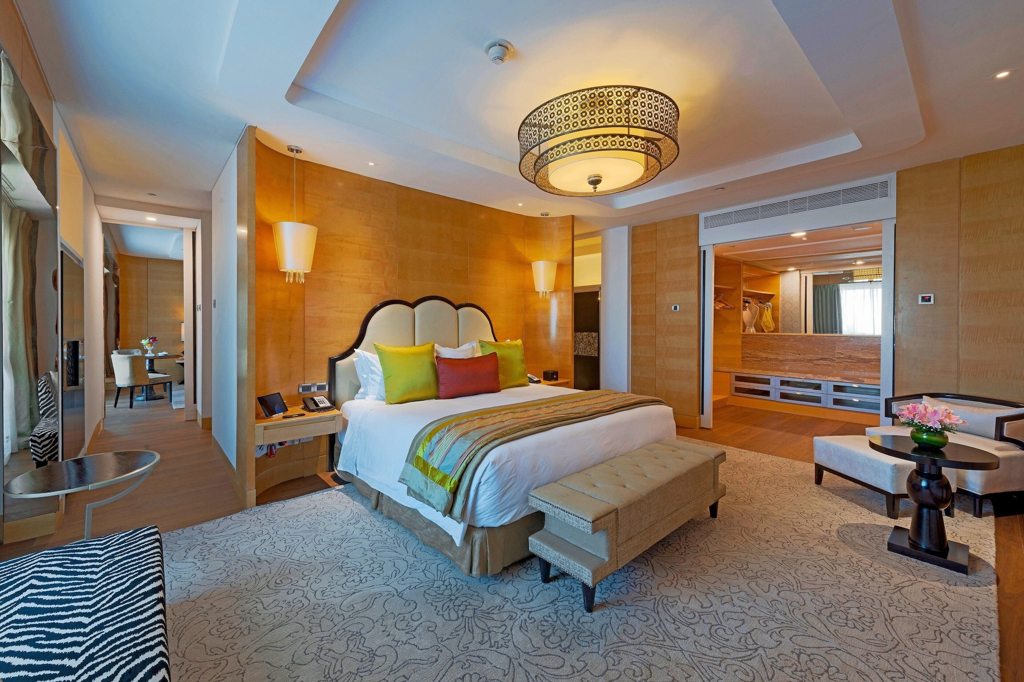 House, Multiple Beds, City View، Itc Grand Chola A Luxury Collection Hotel Chennai 8/10