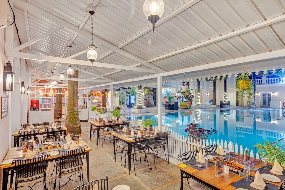 restaurant cafeteria