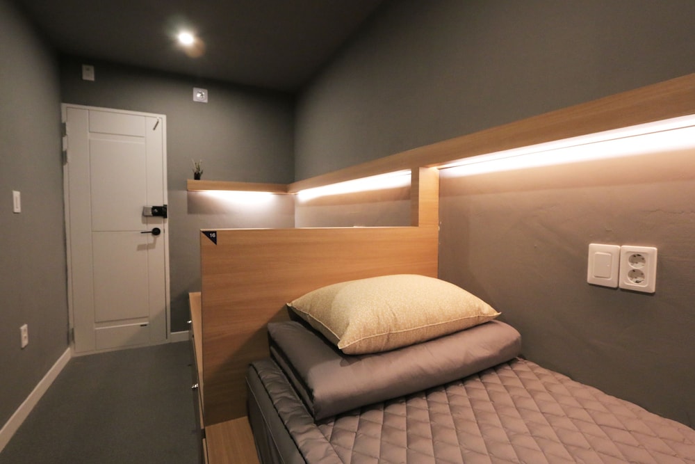 Blueboat Hostel Jeonju 27/59