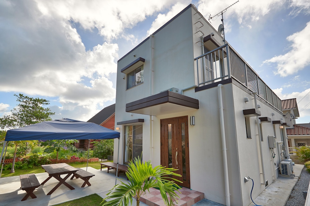 The Pool Resort Villa HASTAMANANA (ex. Pension Hasta Manana) 3/42