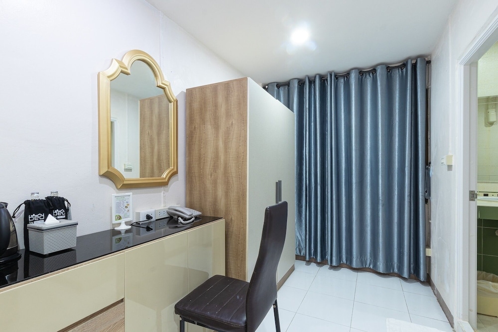 Bed By Tha-Pra Hotel And Apartment 36/36