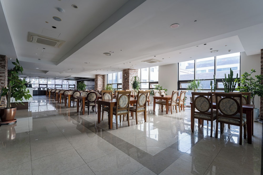 Brown Dot Hotel Incheon Songdo 40/50