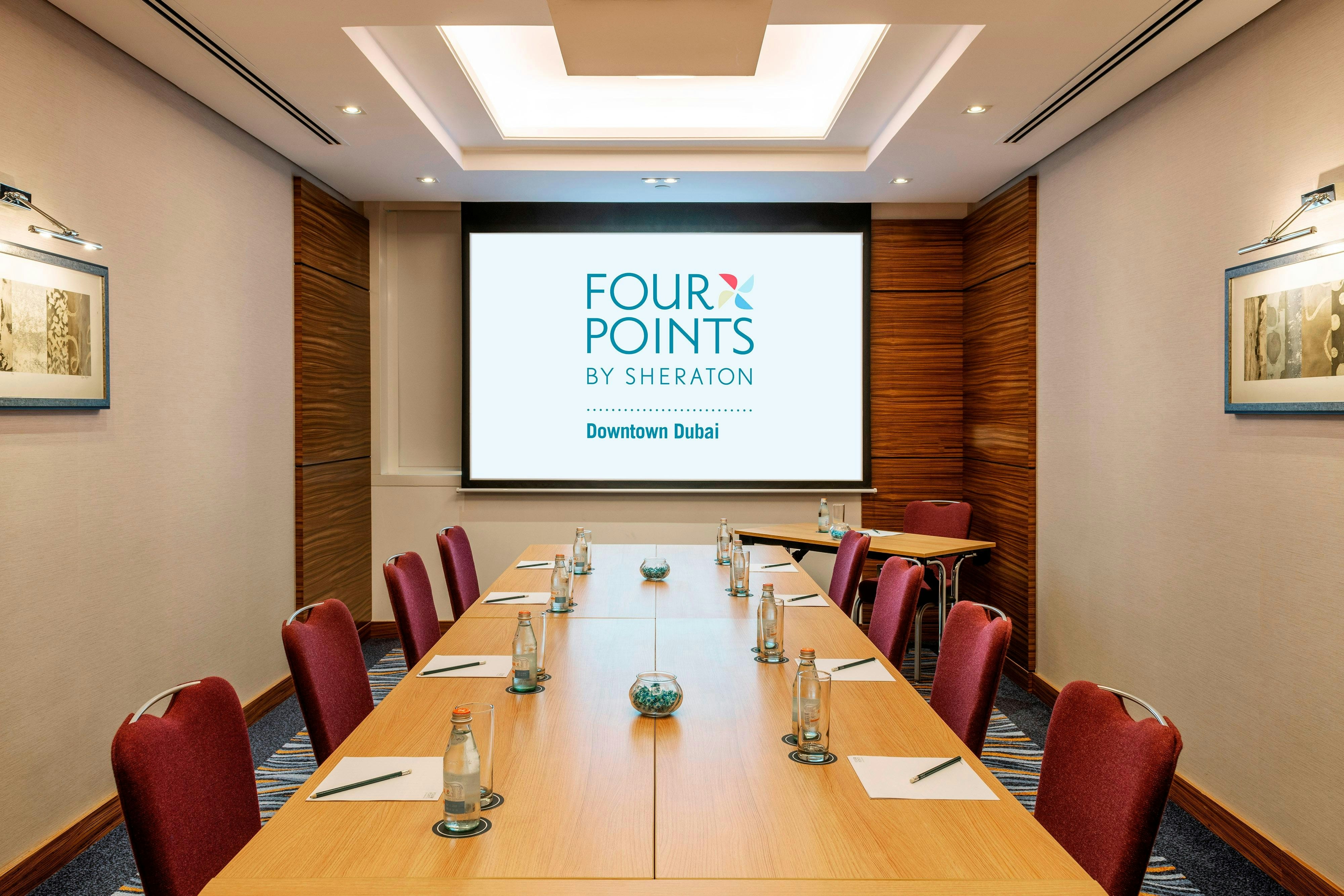Four Points by Sheraton Bur Dubai 50/57