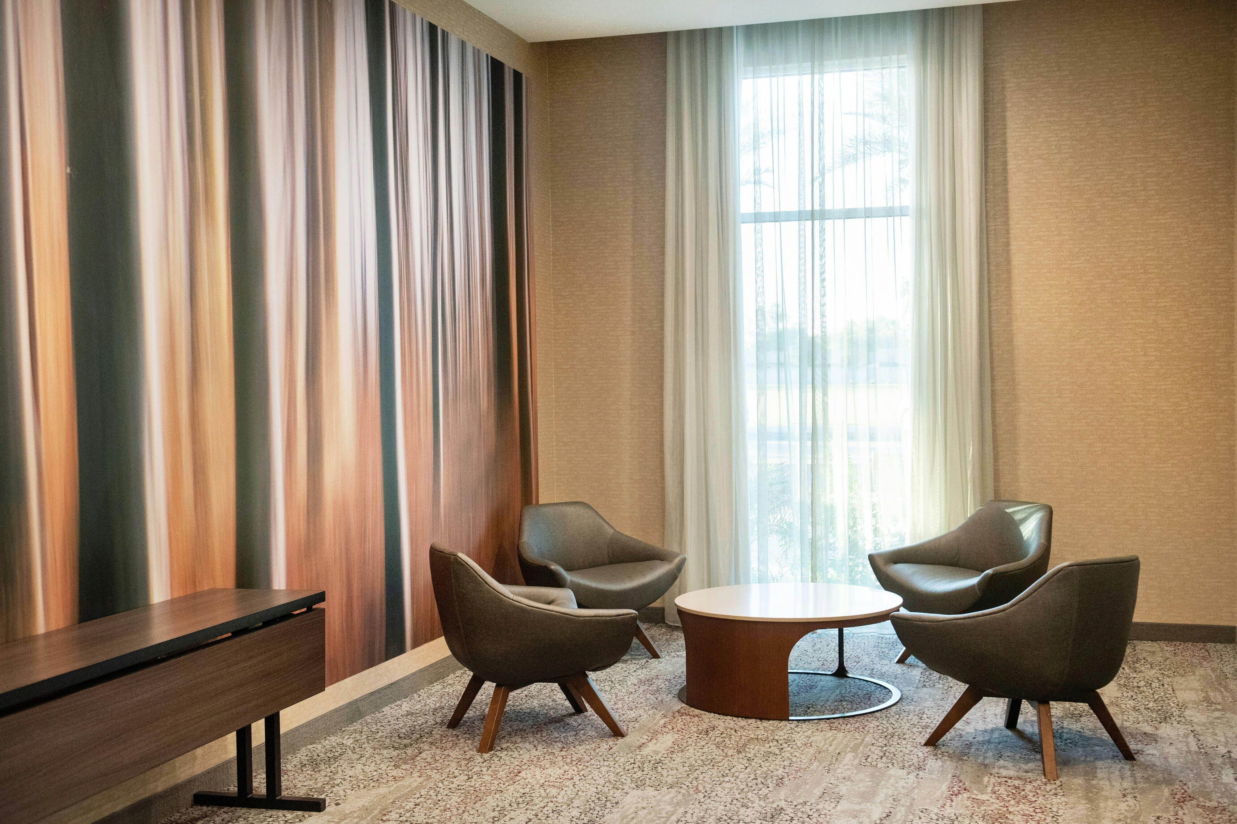 Courtyard by Marriott Mesa at Wrigleyville West 14/22