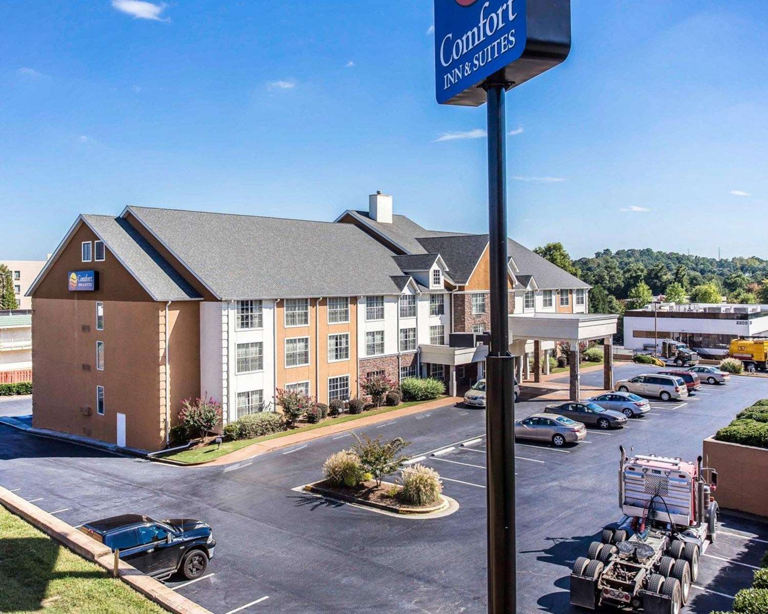 Comfort Inn & Suites Ballpark Area 16/16