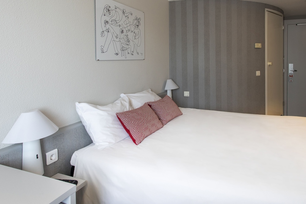 IBIS VALENCIA ALFAFAR 10/73