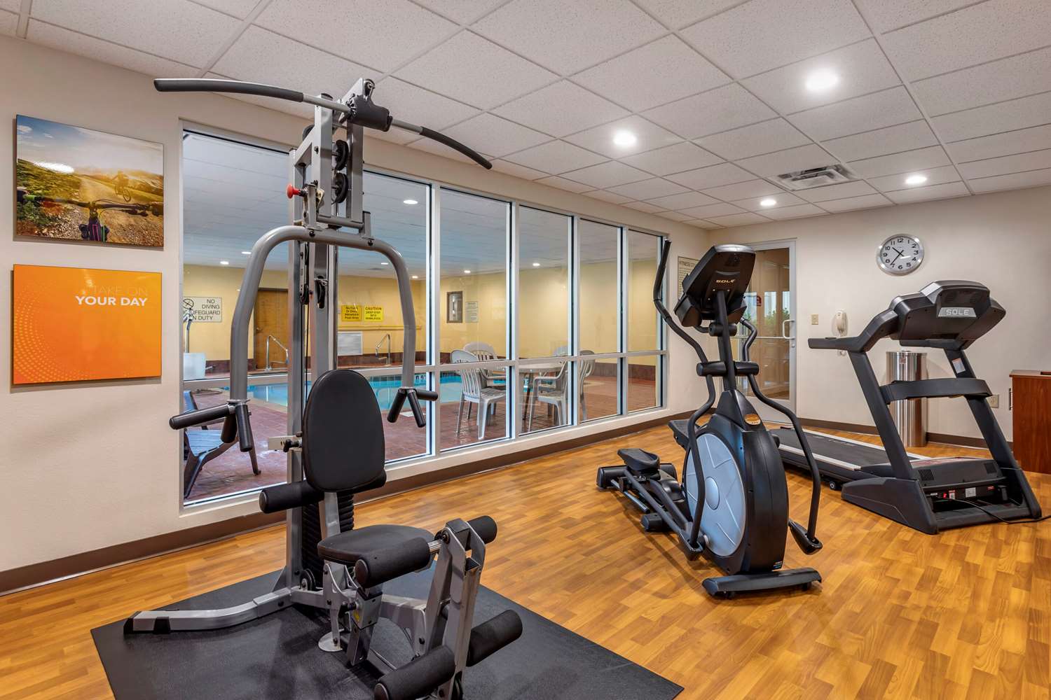 Comfort Suites Florence Shoals Area 24/46