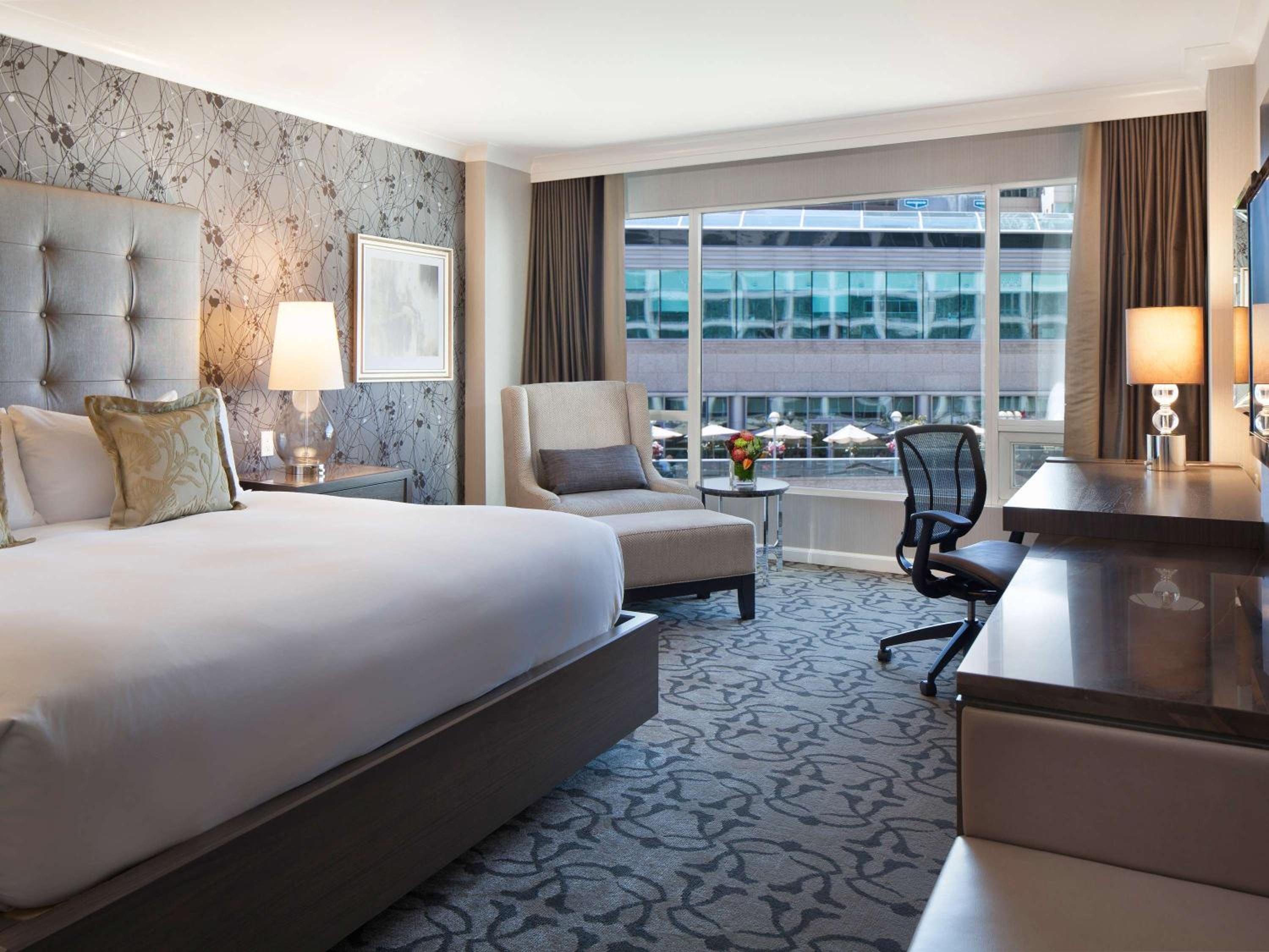 Fairmont Gold, Suite