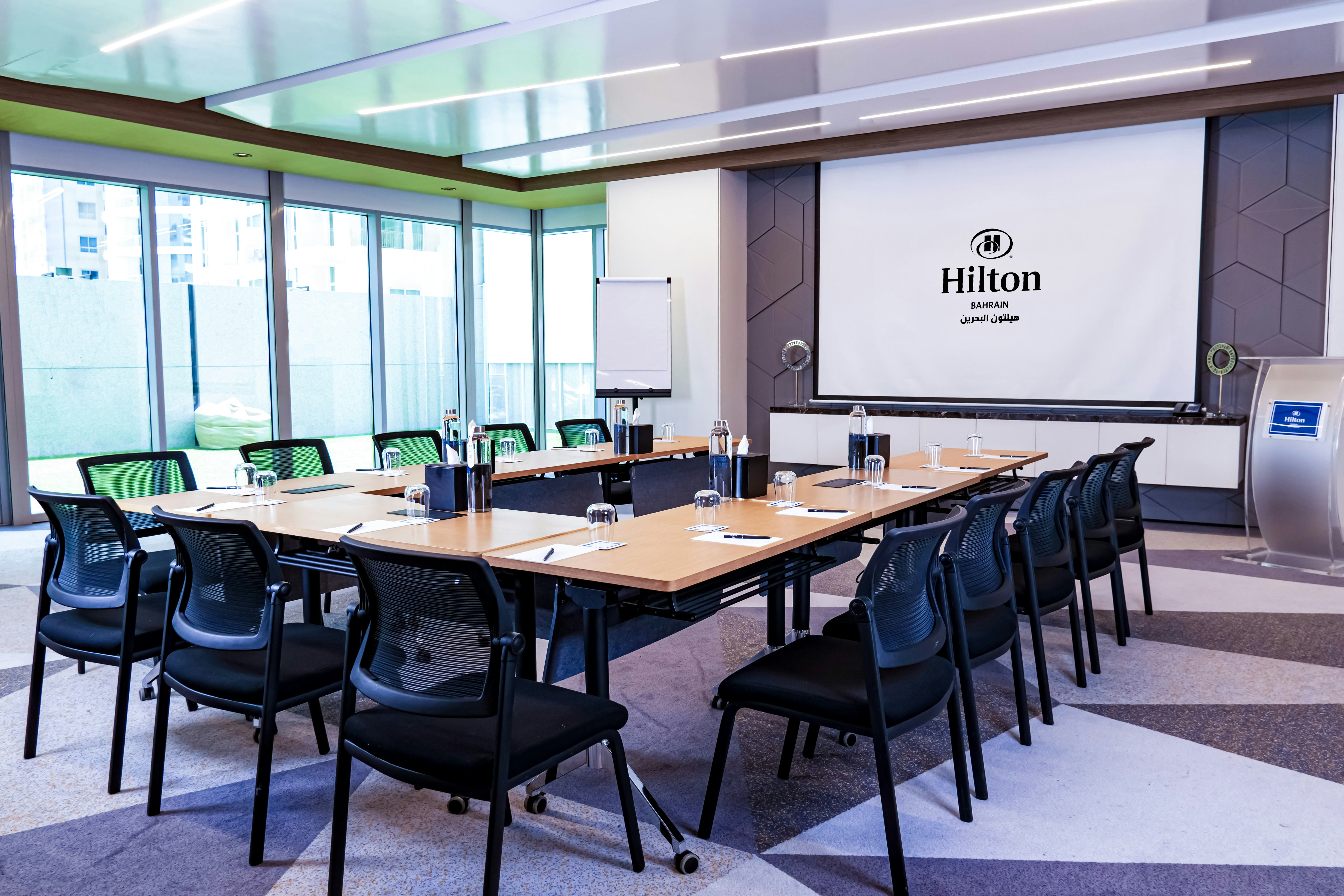 Hilton Bahrain 56/60