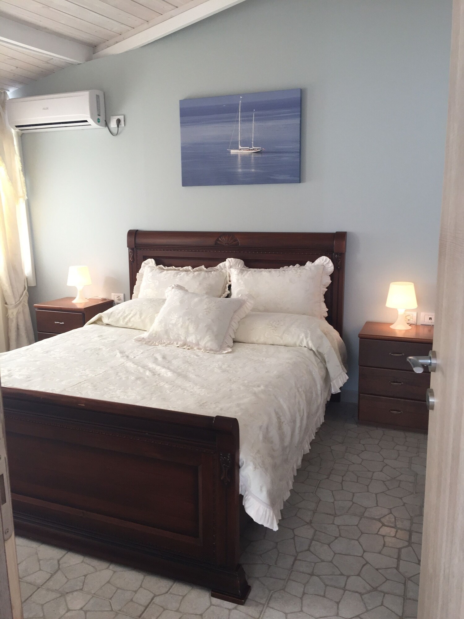 Superior, Quadruple, Twin Beds, Queen Bed, Sofa