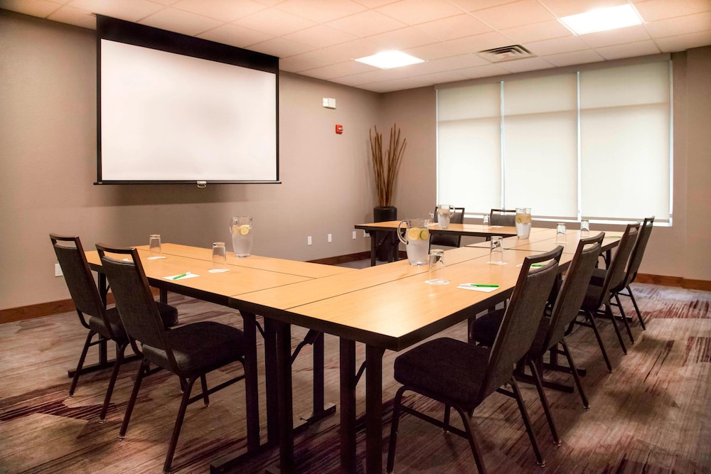Courtyard By Marriott Rochester East/Penfield 26/29