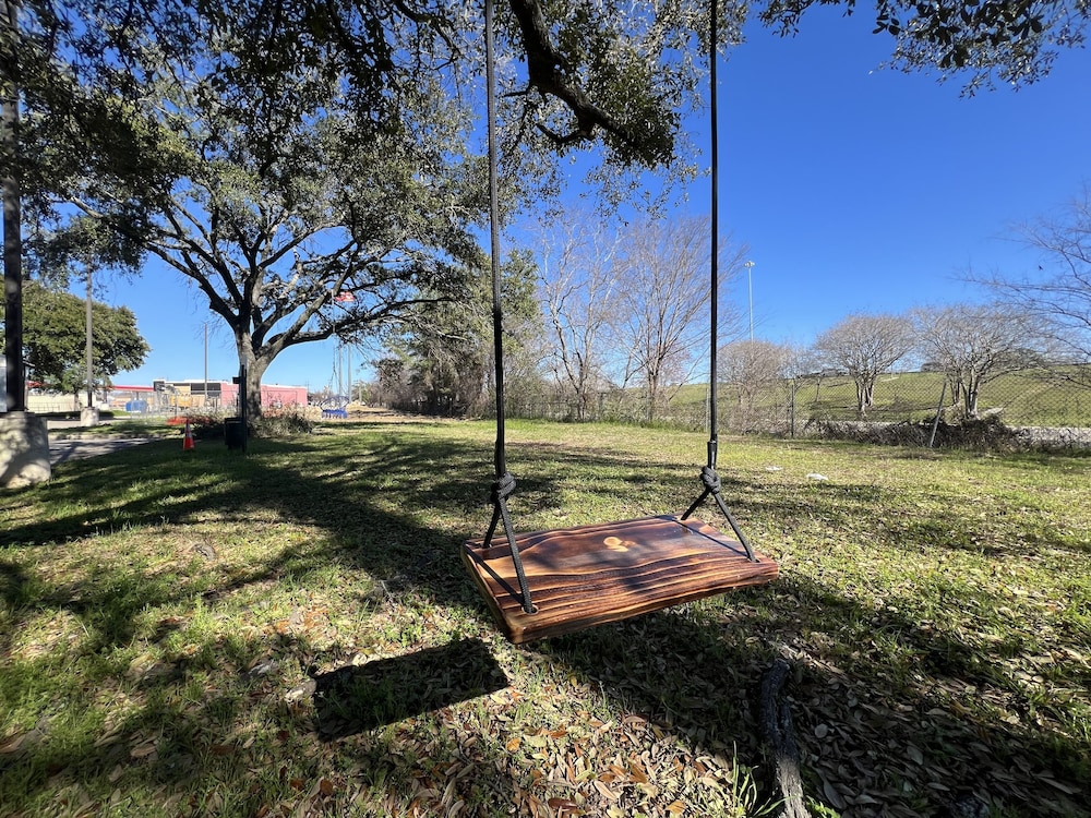 FairBridge Inn Express Baton Rouge 16/26