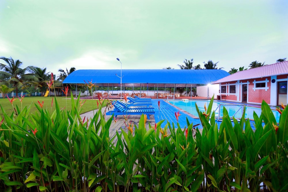 Hotel Bluewaters Cherai 42/46