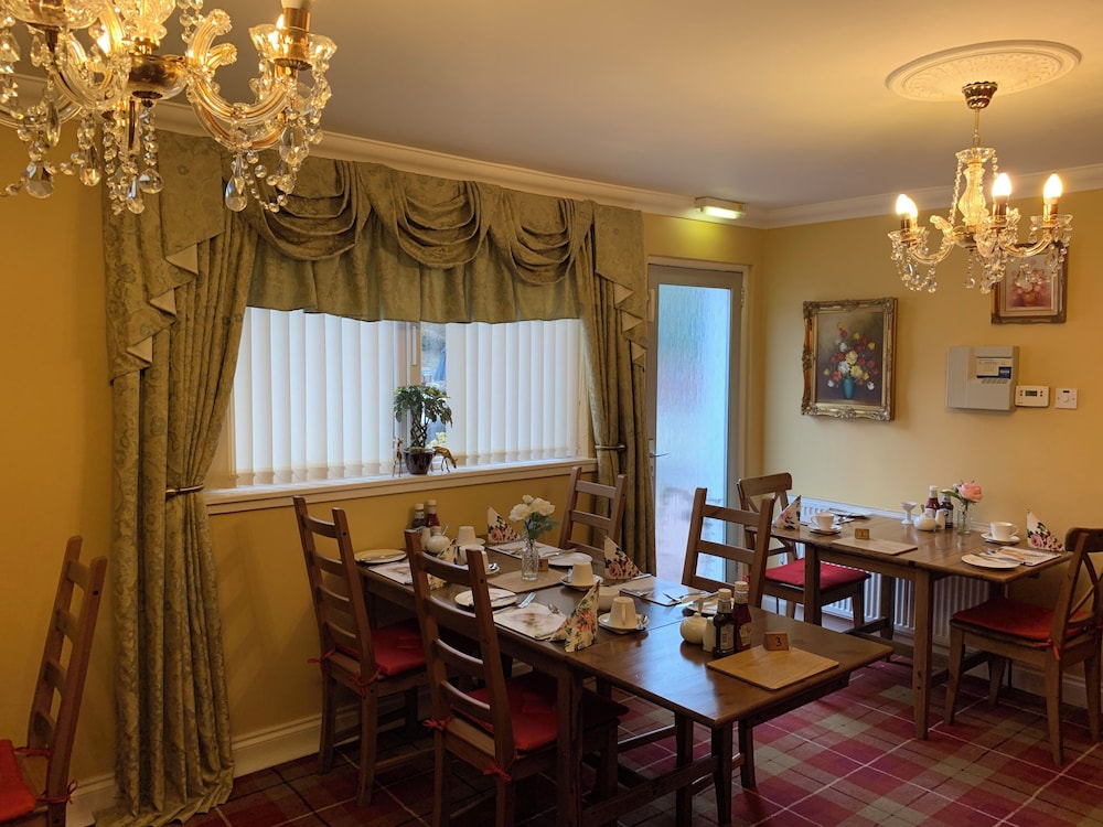 Westcourt Guest House 62/72