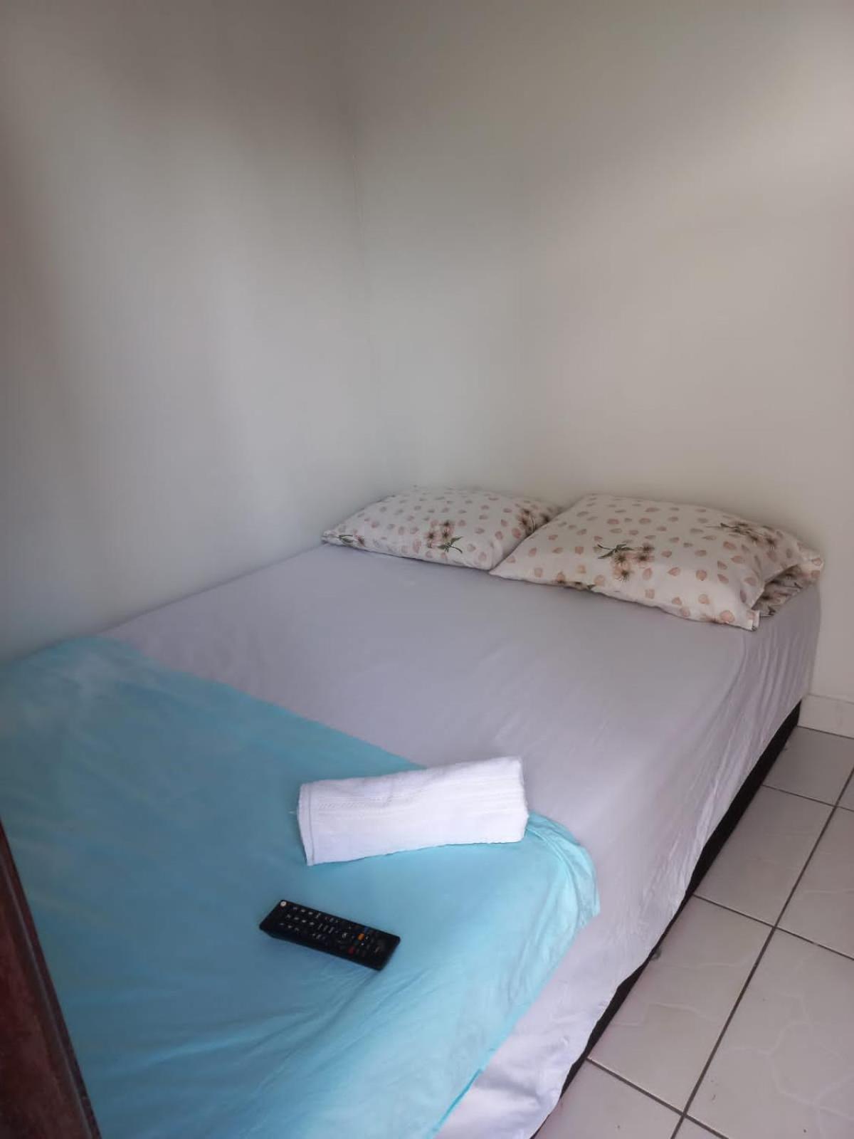 HOTEL LATINOS 2 20/50