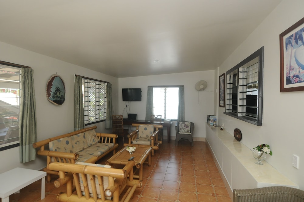 Talofa Inn 26/50