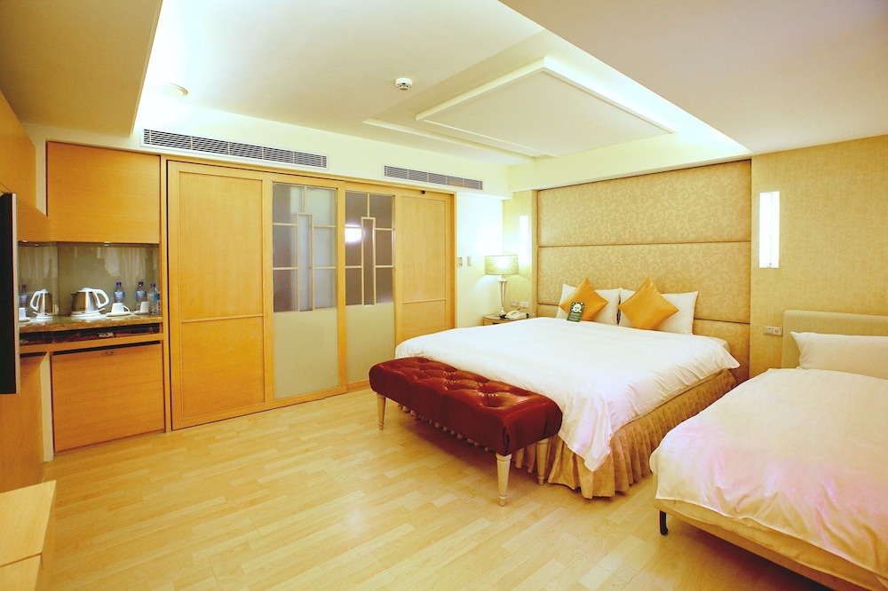 Shin Yuan Celeb Metro Hotel 10/33