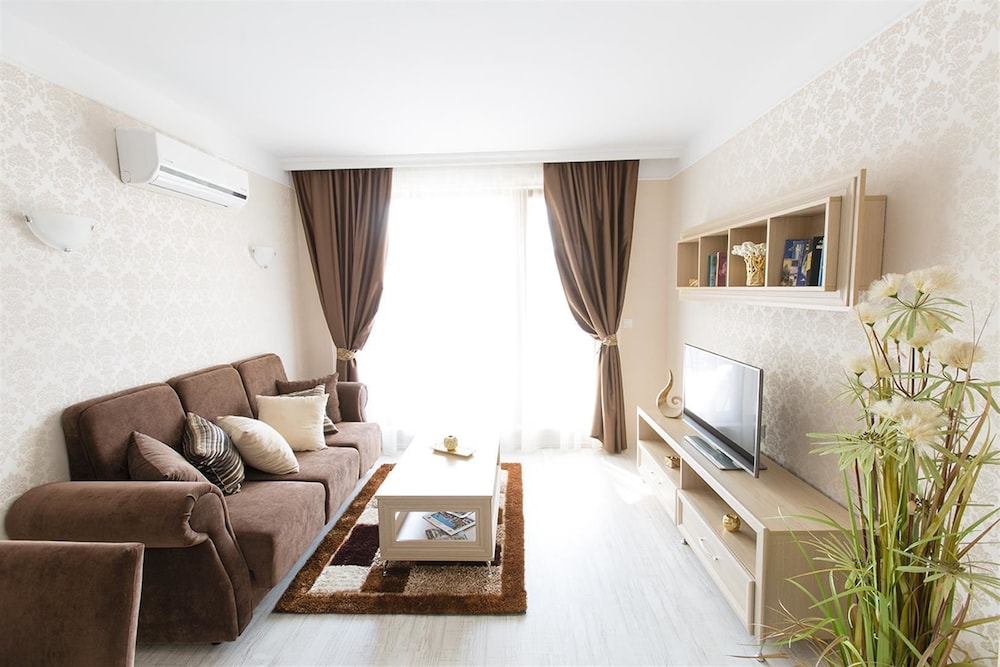 Harmony Suites 2 3 47/65
