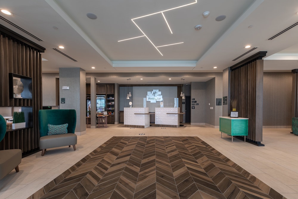 Holiday Inn Woodruff Road 6/53