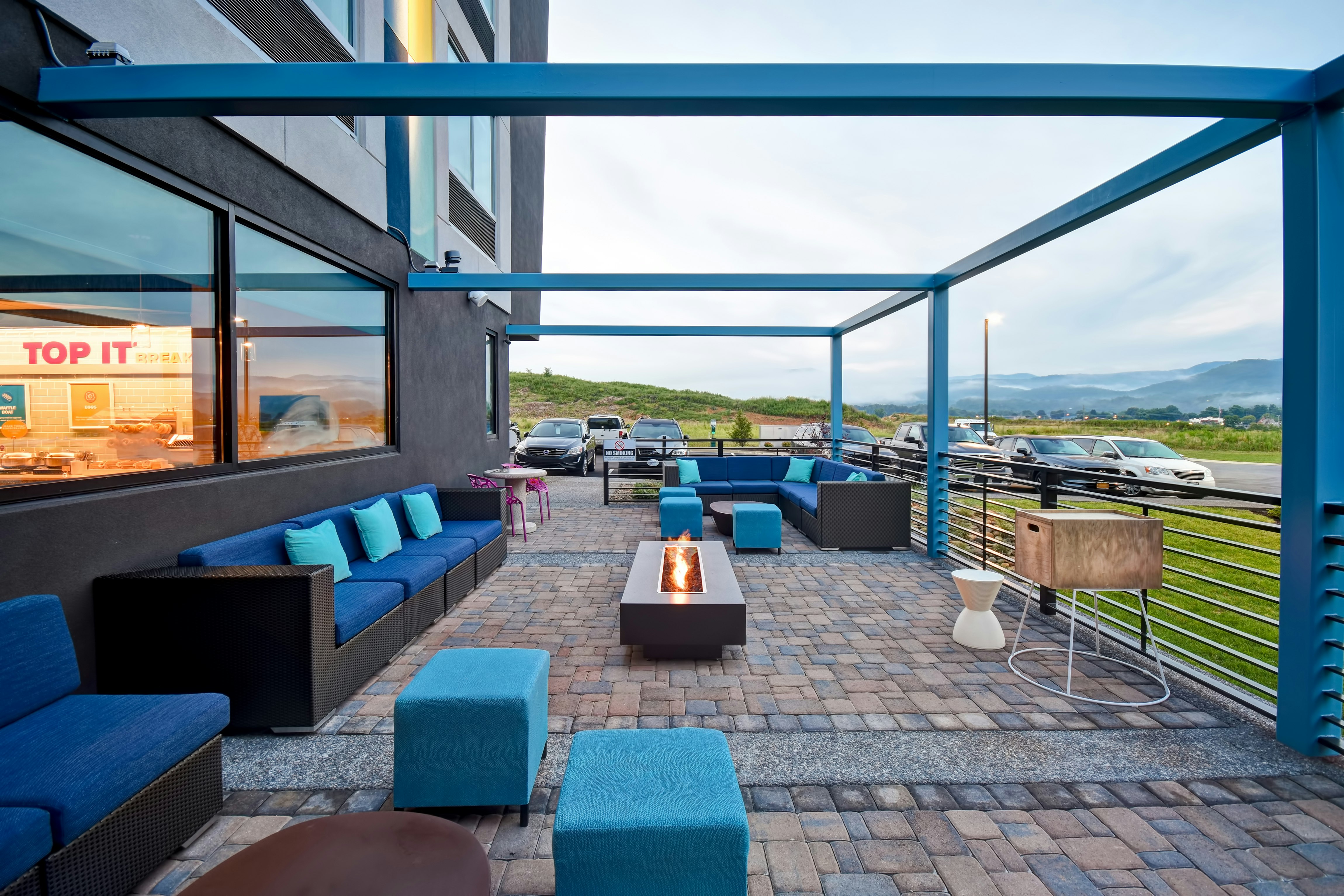 Tru by Hilton Pigeon Forge, TN 39/55