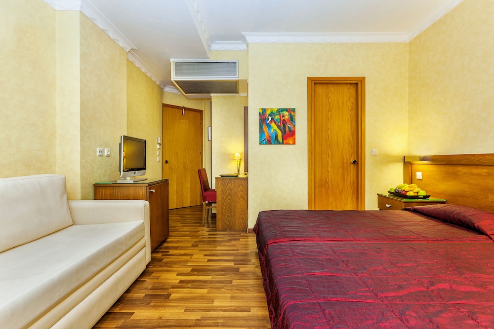 Egnatia Hotel 22/33
