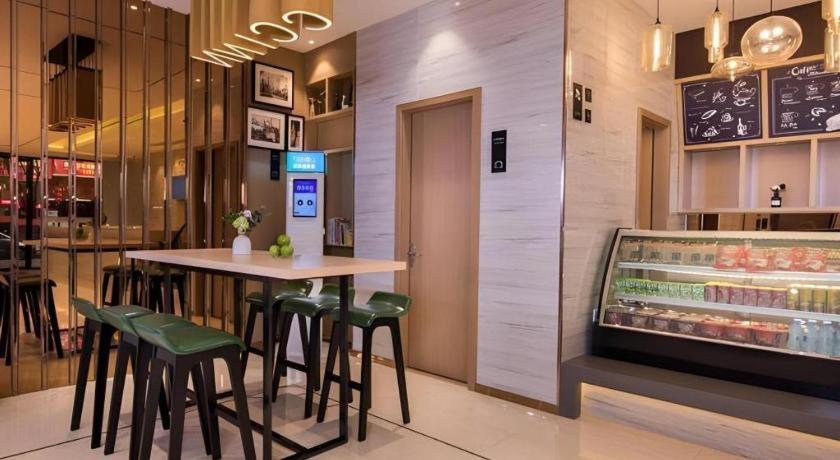 City Comfort Inn Huizhou Huabianling Square 26/39