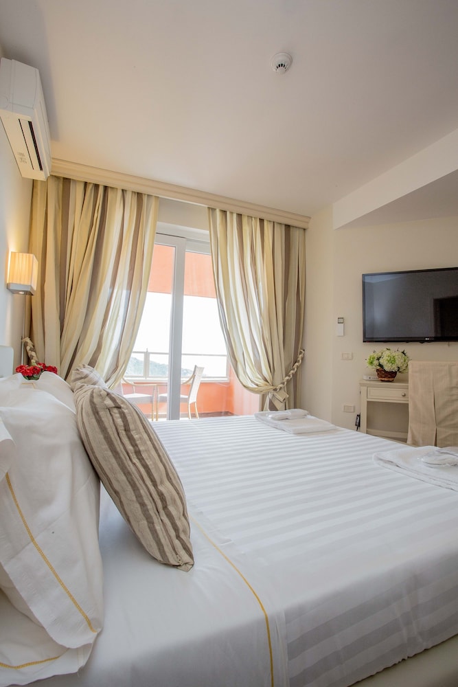 Hotel Torre Di Calapiccola 20/74