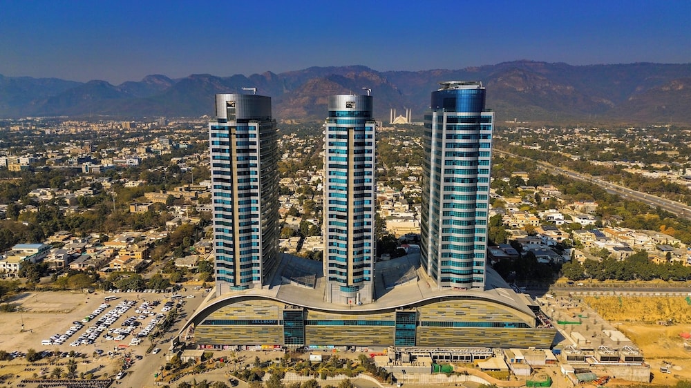 Movenpick Hotel Centaurus 4/62