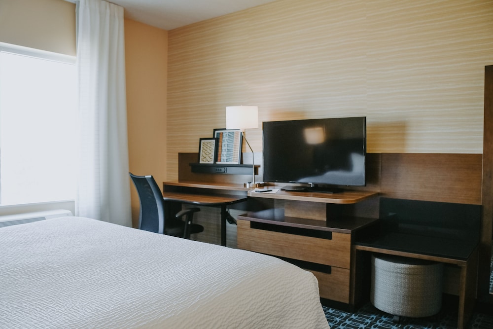 Fairfield Inn And Suites By Marriott Lincoln Airport 39/45