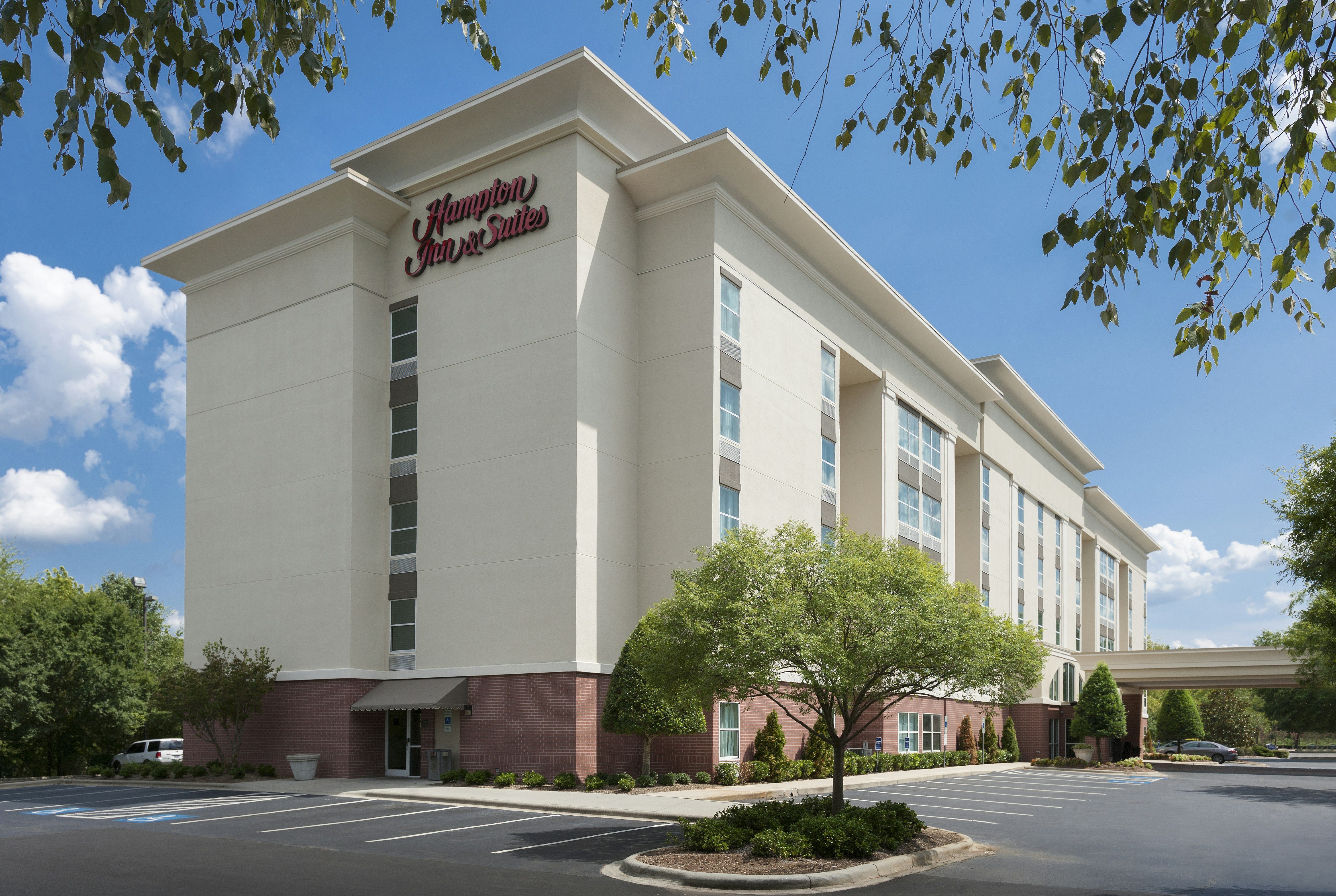 Hampton Inn Suites Charlotte Pineville 2/51