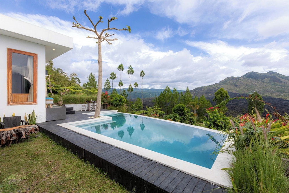 Sari Sky Villa 34/50