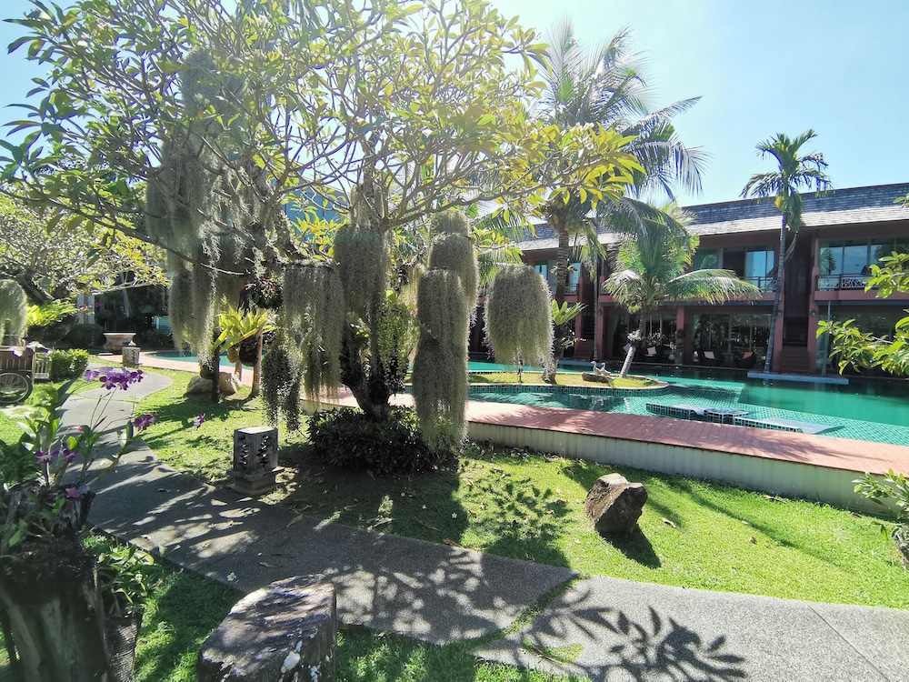 MAI MORN RESORT 62/70