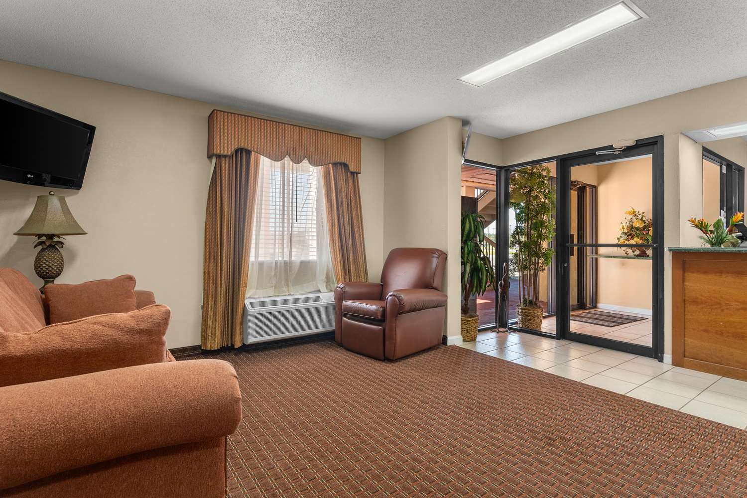 Americas Best Value Inn Montezuma 13/24
