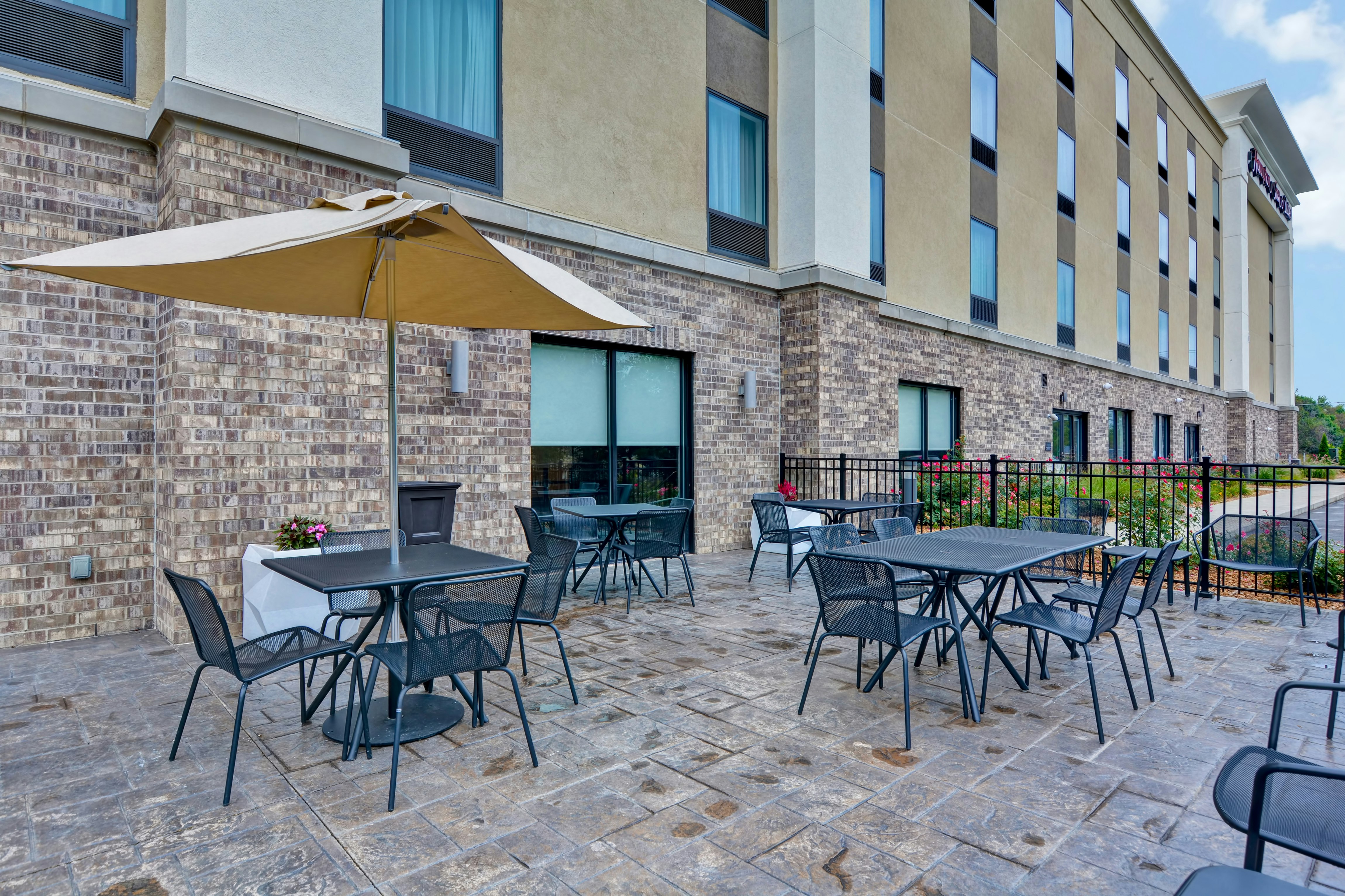 Hampton Inn & Suites Ashland 38/47