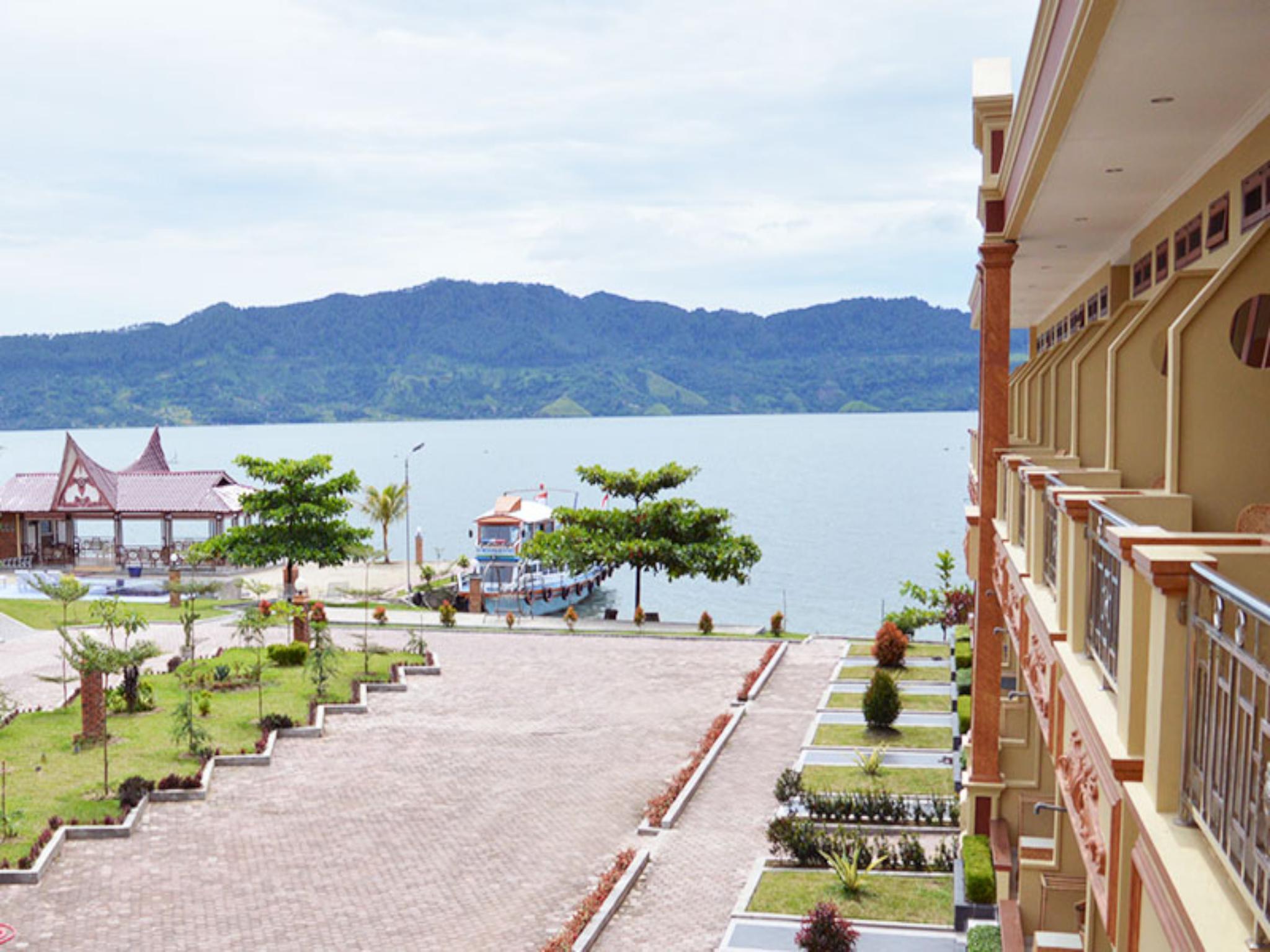 Rogate Beach Hotel 15/15