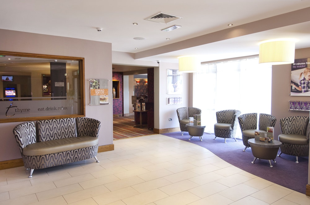 Premier Inn Bristol Cribbs Causeway 30/58