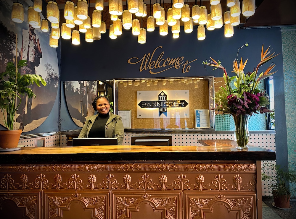 Bannister Hotel 3/50