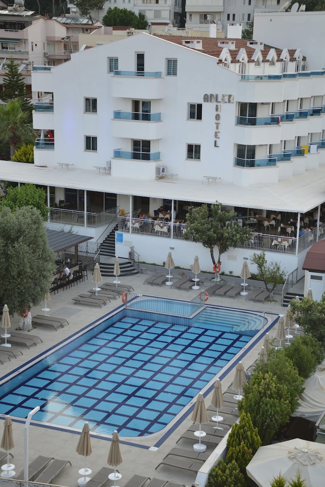 Adler Hotel 6/46