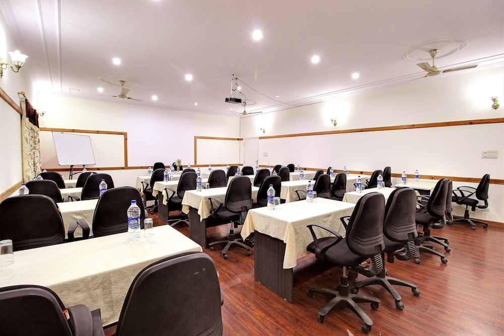 NEELESH INN 30/39