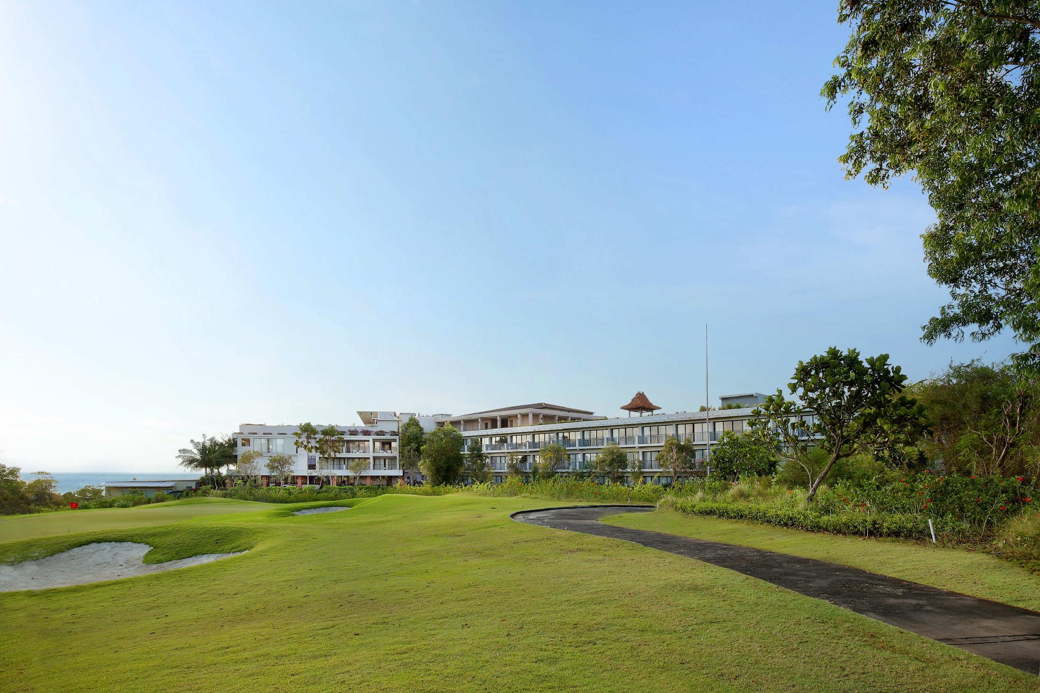 Deluxe, Double or Twin Bed, Golf Course View
