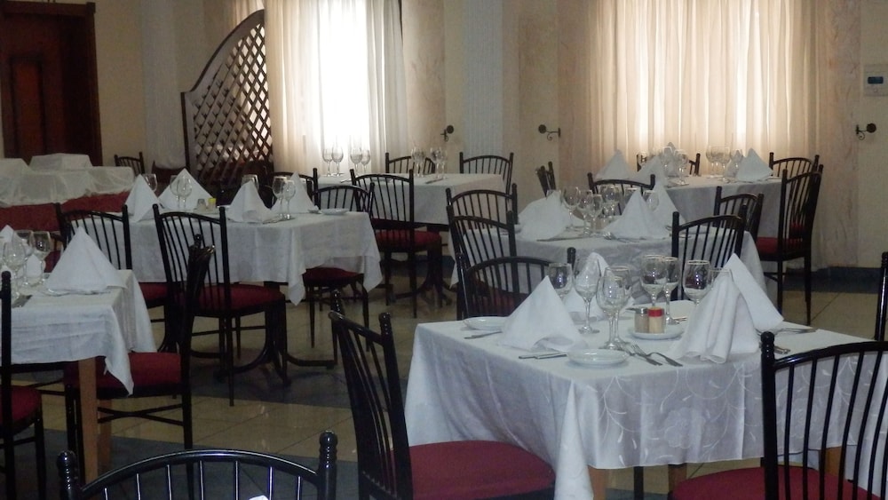 Vallee Des Princes Hotel 31/47