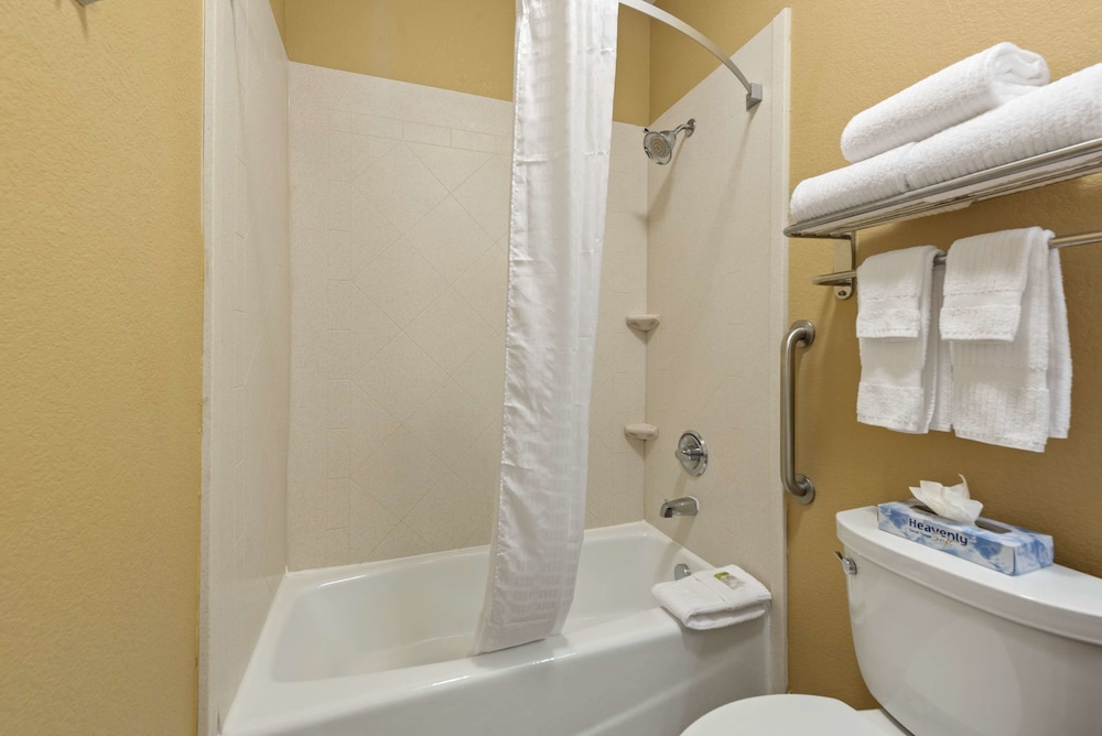 Extended Stay America Suites Houston - IAH Airport 25/62