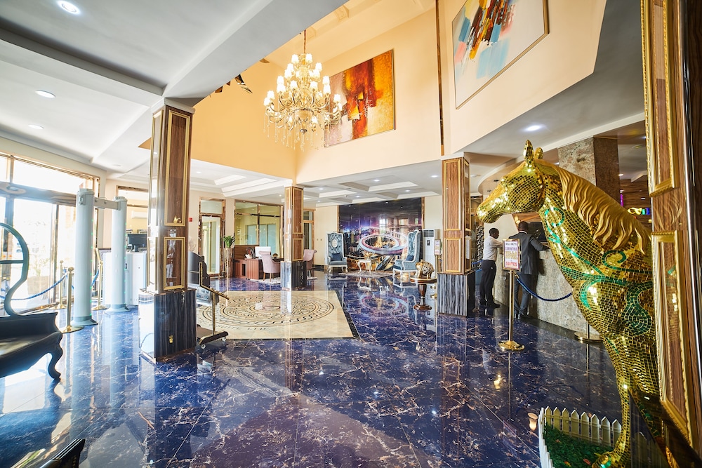 Corinthia Villa Hotel 5/30